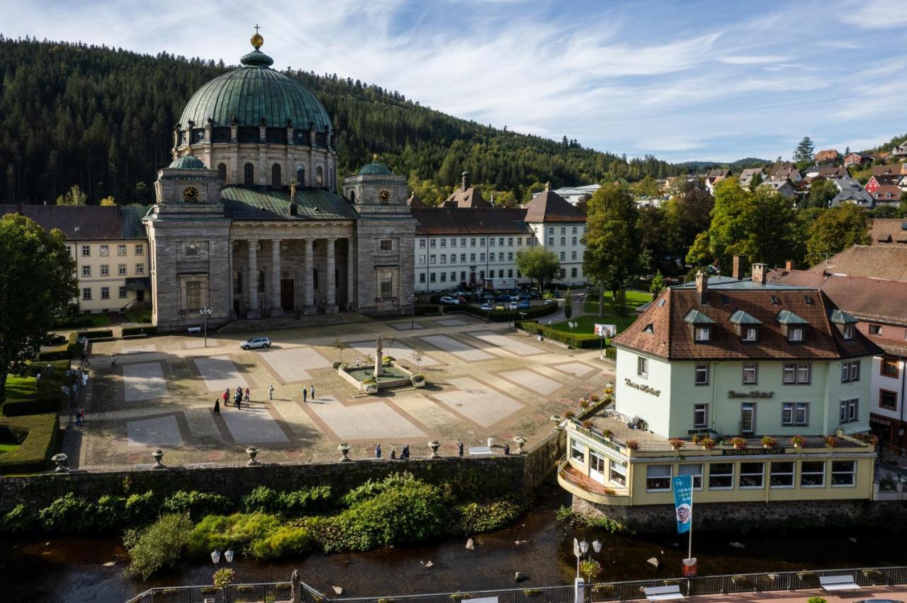 Dom-Hotel St. Blasien Exterior foto