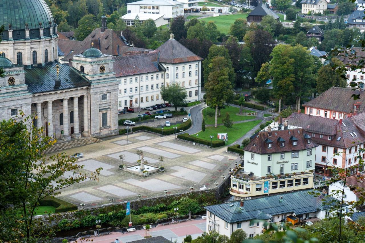 Dom-Hotel St. Blasien Exterior foto